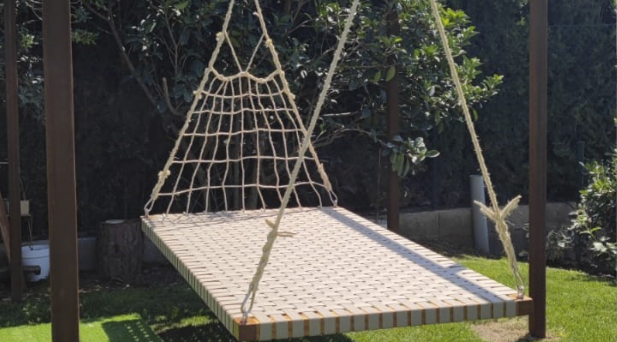 Cómoda hamaca de jardín para relajarse al aire libre