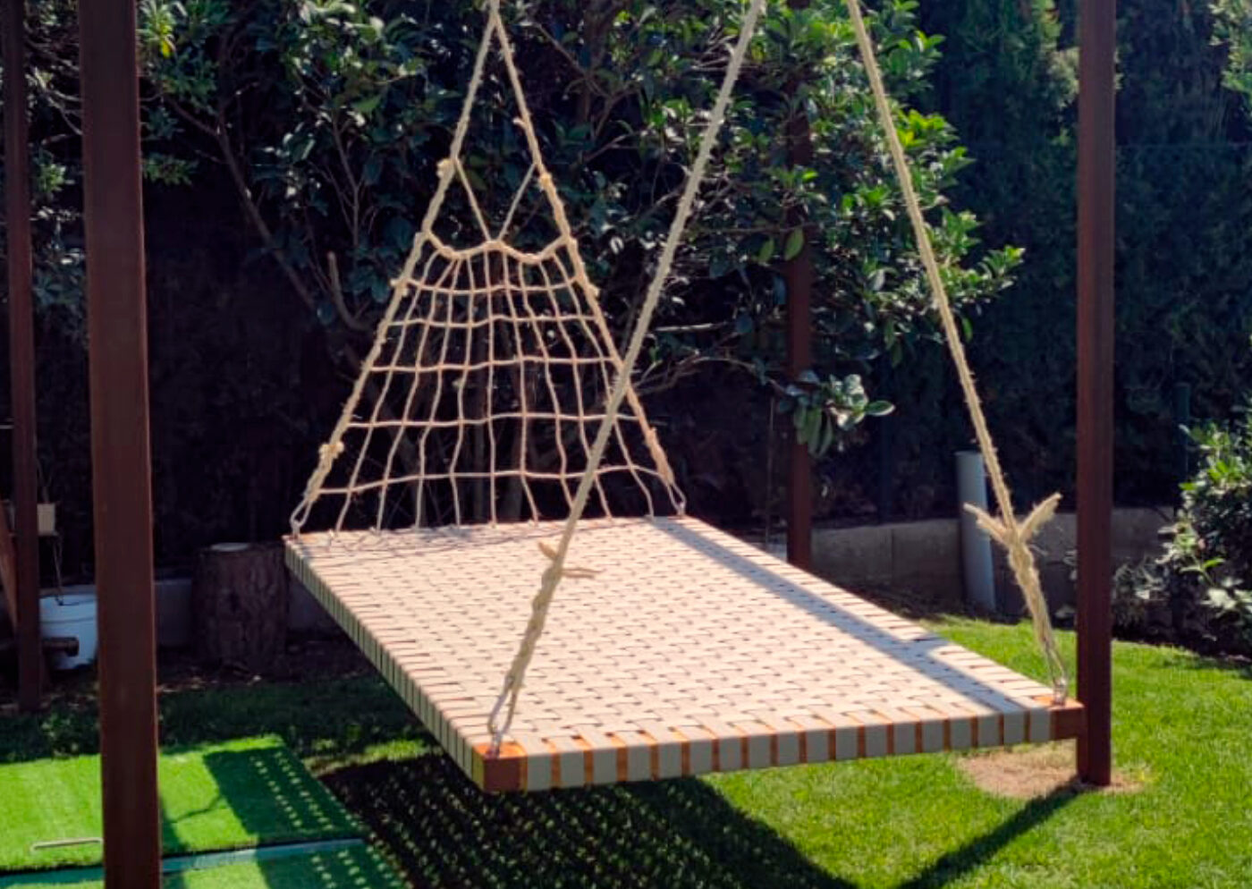 Cómoda hamaca de jardín para relajarse al aire libre